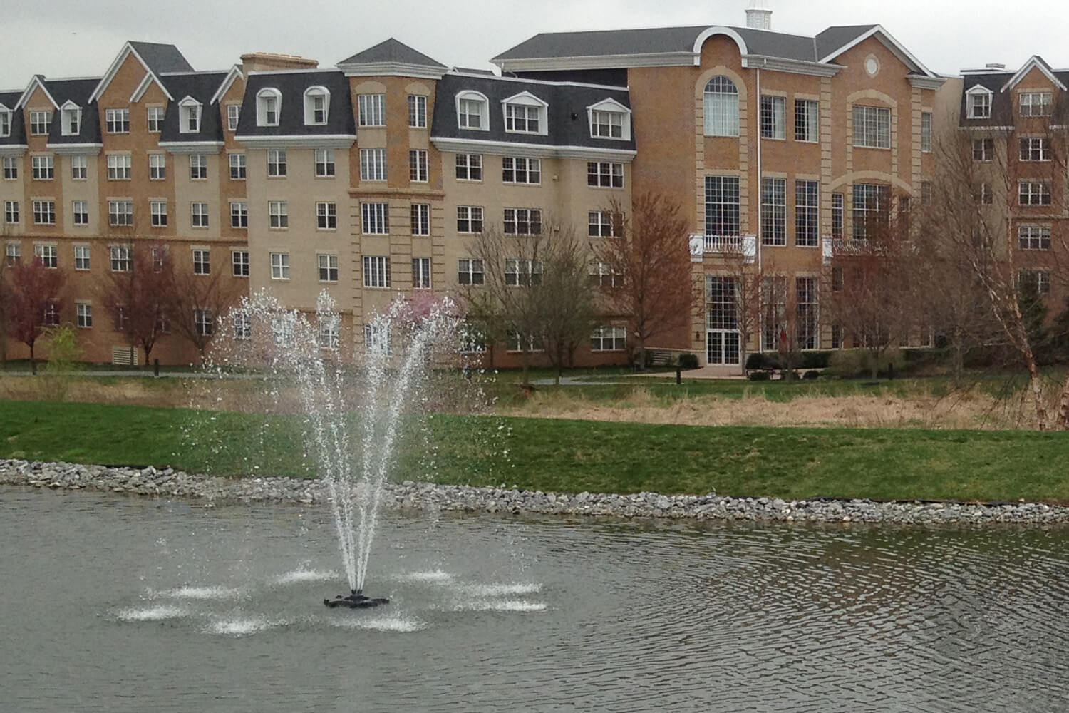 One of Otterbine's Omega Aerating Arch Fountains