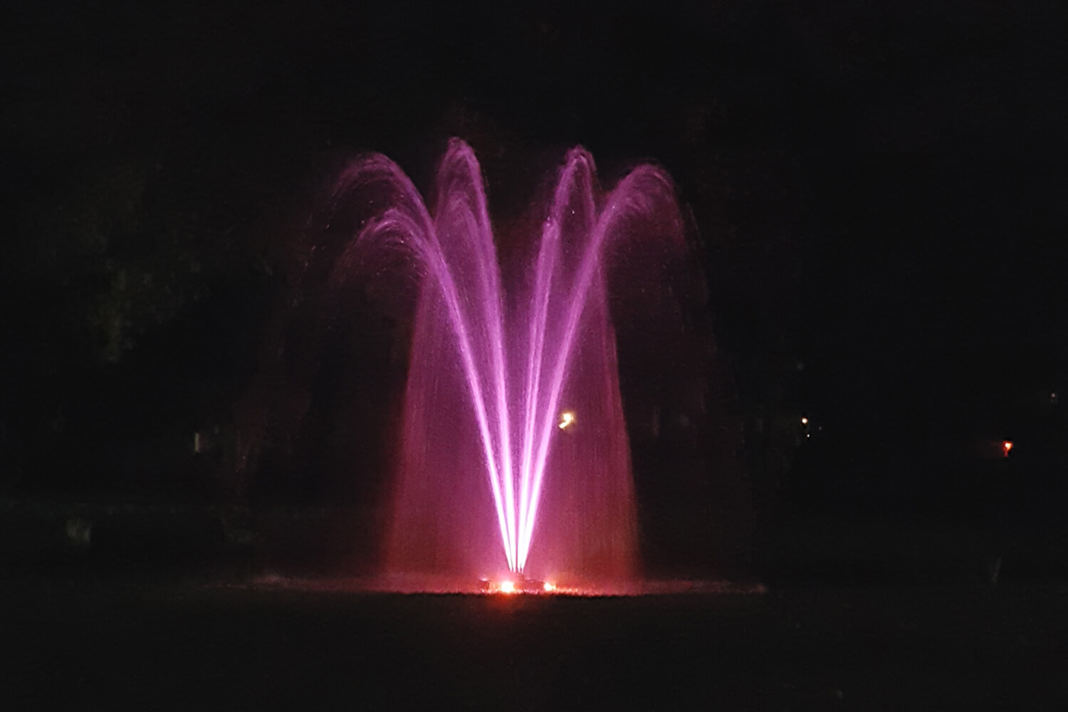 One of Otterbine's Omega Aerating Arch Fountains